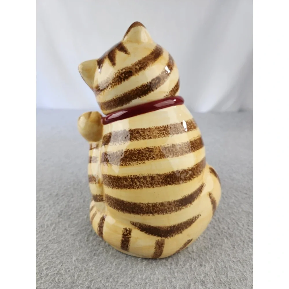 GKAO Scratching Cat Cookie Jar Tan Tabby Orange Smiling Kitten‎ Treat Holder